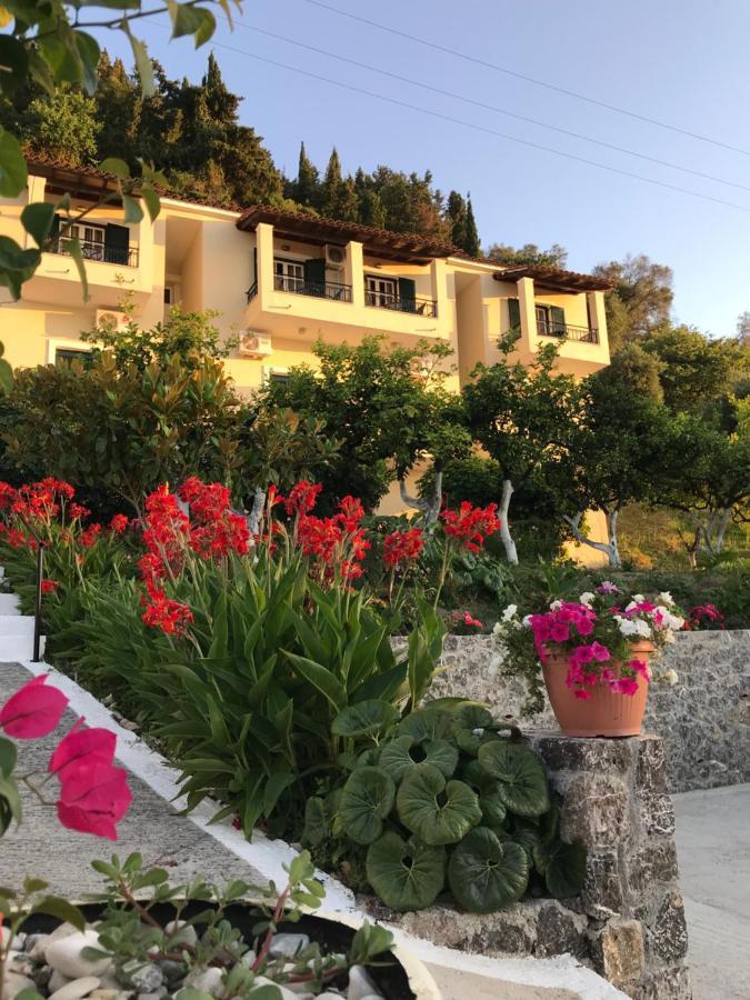 Akrogiali Rooms Mpoukaris Exterior photo